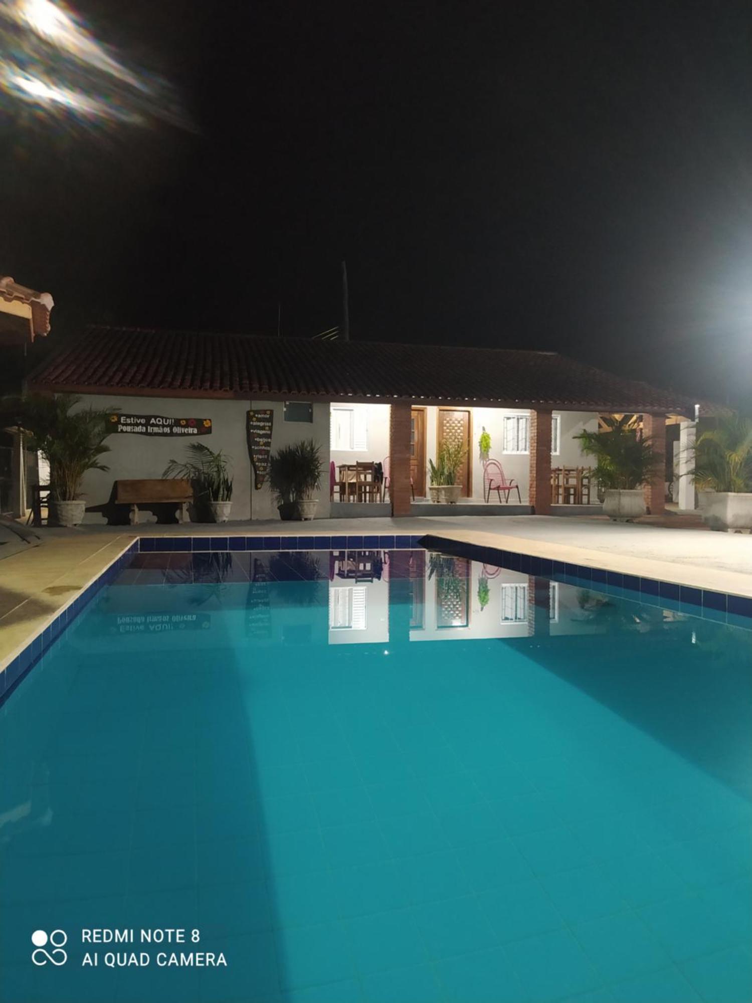 Pousada Irmaos Oliveira Lindóia Esterno foto